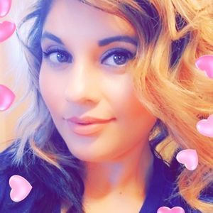 Meet your Posher, Monica